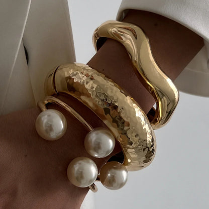 Ingemark Chunky Pearl Cuff Bracelet – Punk Heavy Metal Steampunk Bangle for Women & Men 2025