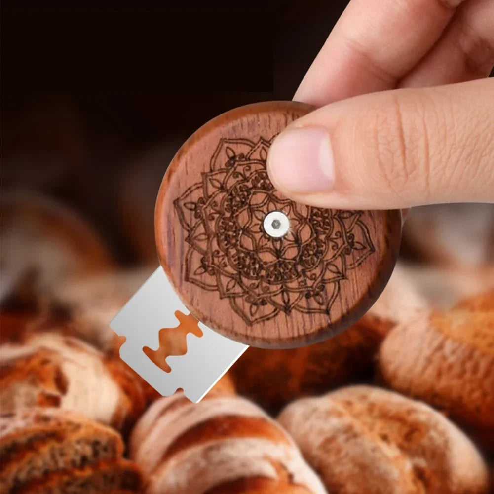 Wooden Bread Lame Tool – Dough Scraper & Scoring Knife with Blade for Bakery, Slicer/Cutter, Arc Curved Design, 1PC