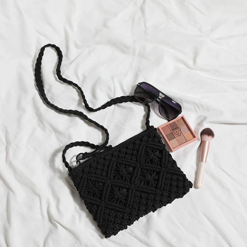 Women’s Summer Straw Messenger Bag – Hollow Woven Shoulder Bag with Tassel, Fashion Crossbody Beach Travel Bag