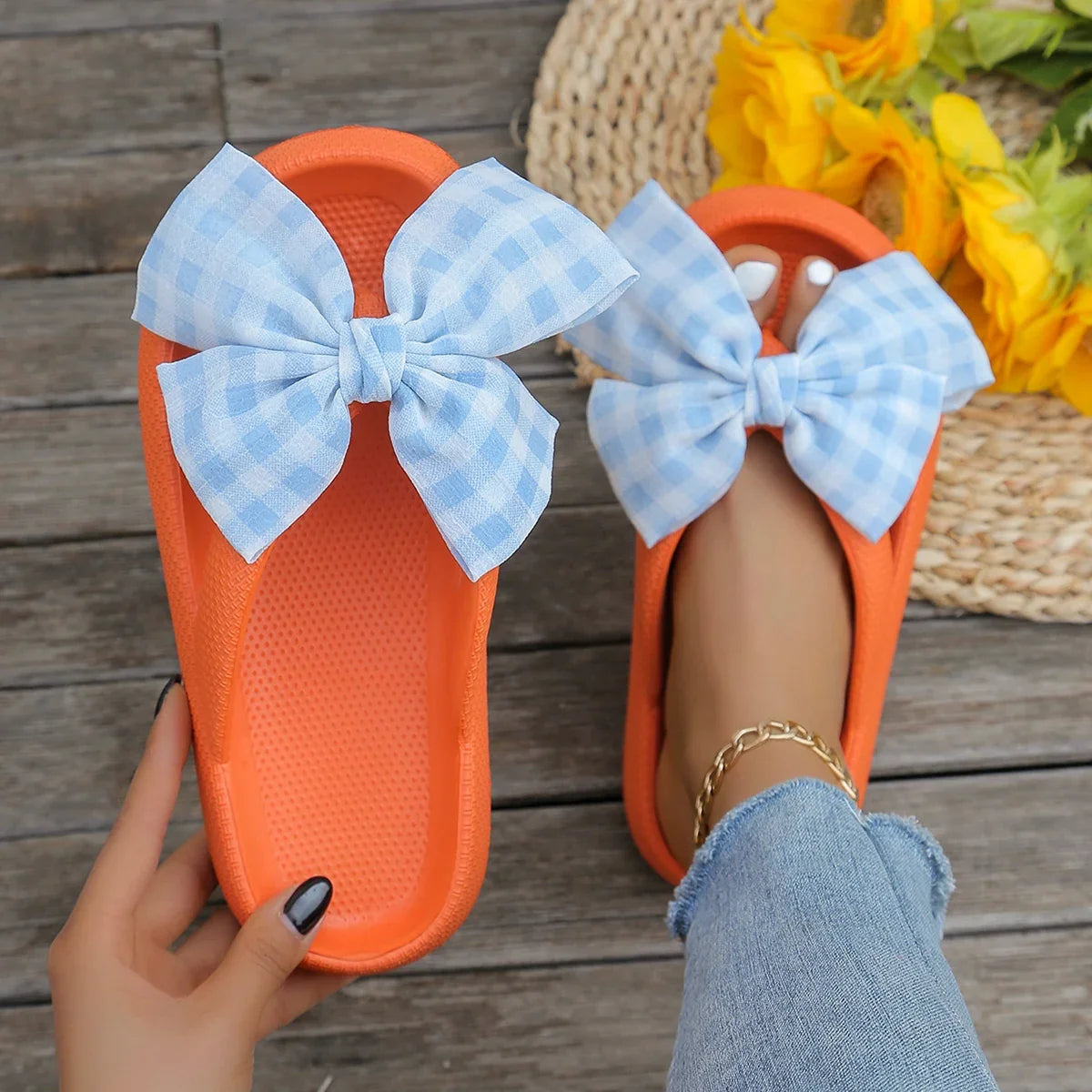 Women's Leopard Bow Flip Flops - Soft Thick-Soled Cloud Slippers for Summer Beach & Travel