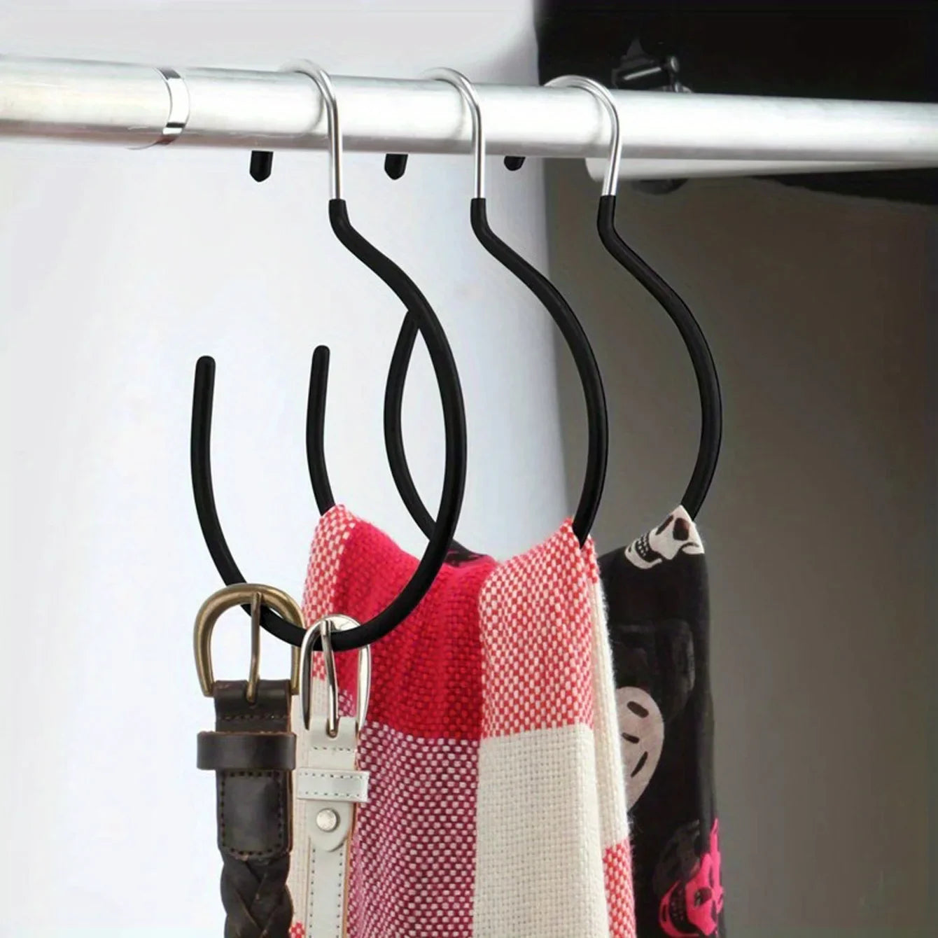 Non-Slip Plastic Coated Scarf Storage Rack – Multifunctional Tie, Belt & Hat Hanger Organizer Hook for Closet (1/2/5 Pack)