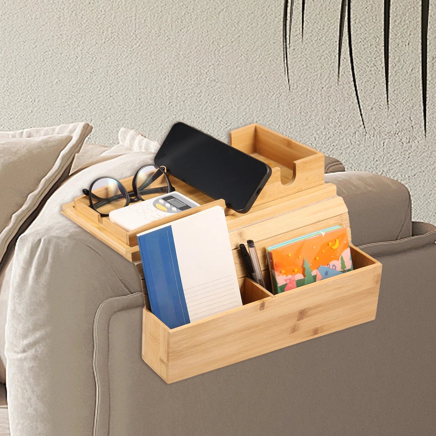 Bamboo Couch Cup Holder with Side Storage Pocket – Anti-Slip Foldable Sofa Armrest Tray for Cups, Snacks & Drinks
