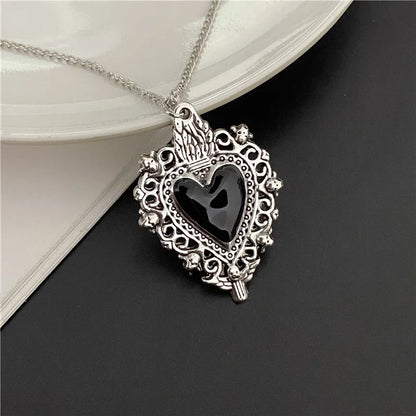 Punk Gothic Big Cross Pendant Necklace – Irregular Clavicle Chain Aesthetic Jewelry for Women & Men