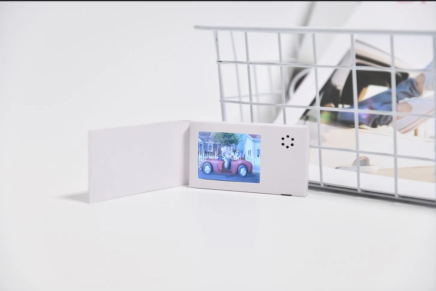 128MB 2.4" LCD Video Greeting Card – MP4 Player for Birthday, Mother’s Day & Advertising Gifts