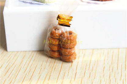 1/12 Miniature Dollhouse Cake – Pretend Play Dessert Toy for Blythe & BJD Dolls