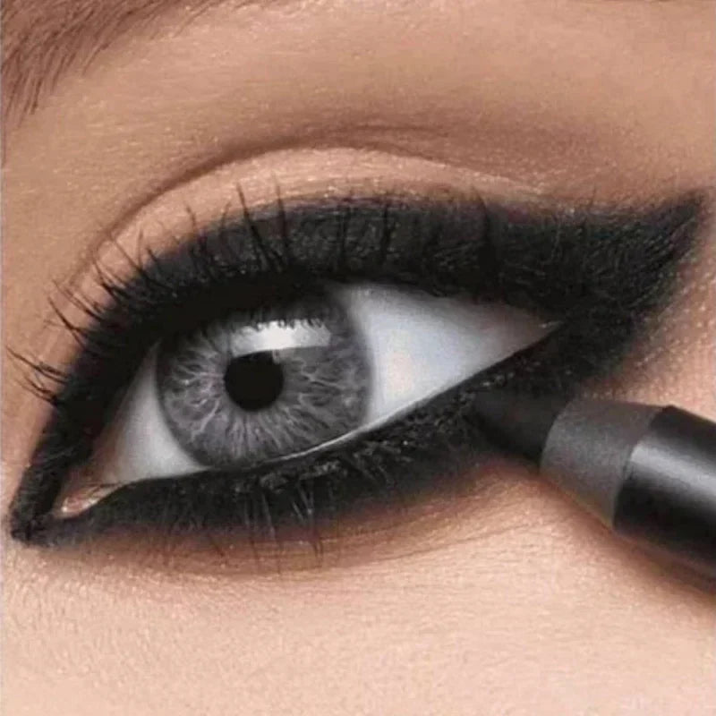 Waterproof Long-Lasting Eyeliner Pencil – Colorful Gel Eye Liner Pen in Blue, Black & White for Makeup and Beauty