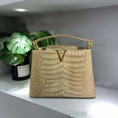 26x10x18cm Women’s Clutch Bag — Designer Crossbody & Shoulder Handbag, Travel Tote Purse