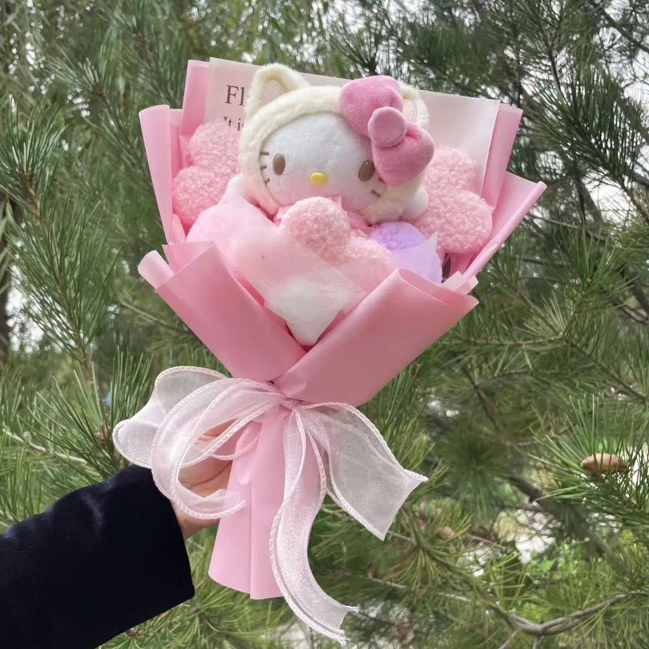 Kawaii Hello Kitty Cat Dolls with Artificial Flowers – Creative Sanrio Bouquet for Christmas, Valentine’s & Birthday Graduation Gifts