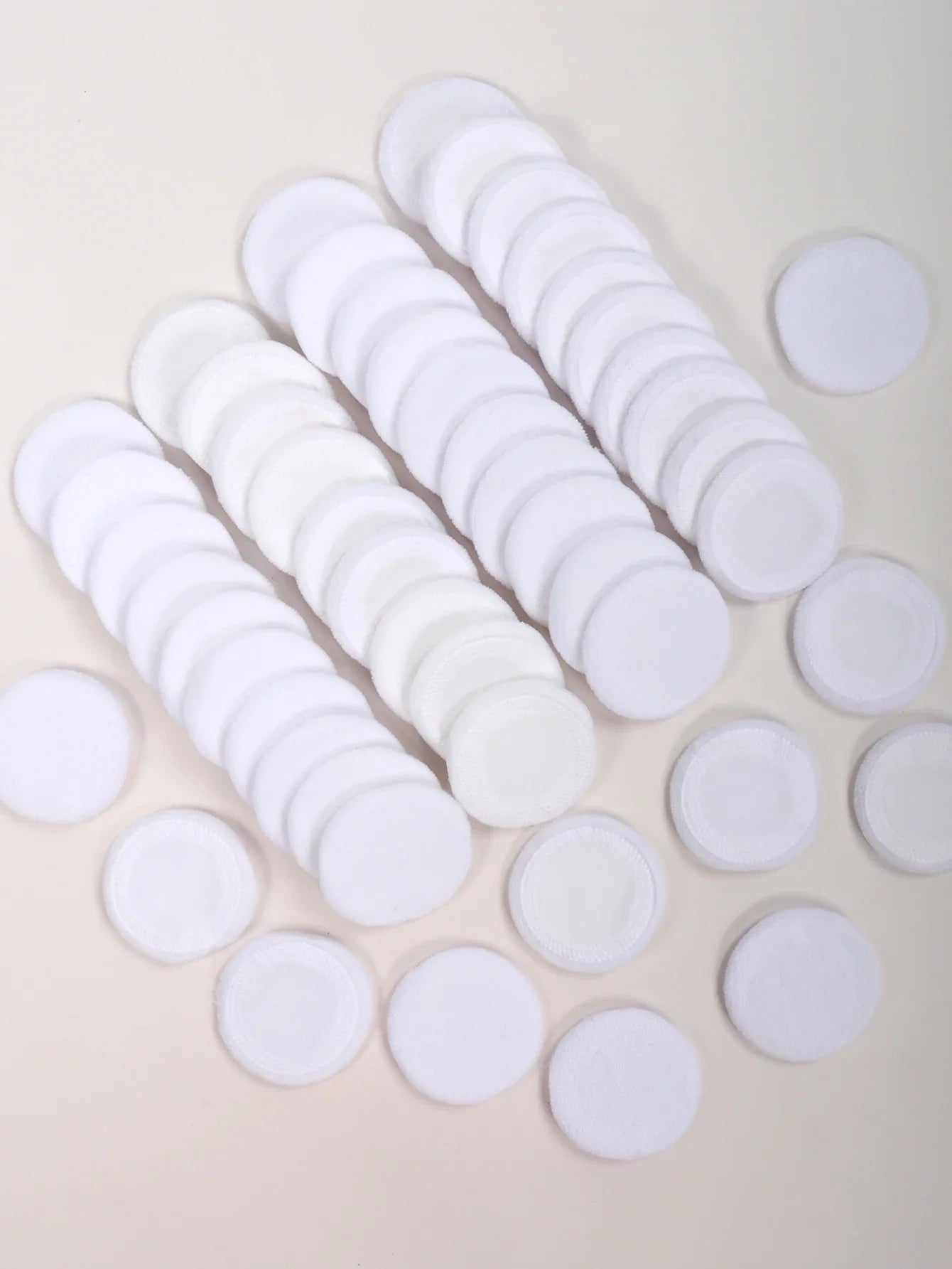 2/5/10/20PCS White Round Powder Puffs – Portable High-Grade Makeup Applicators for Base & Setting