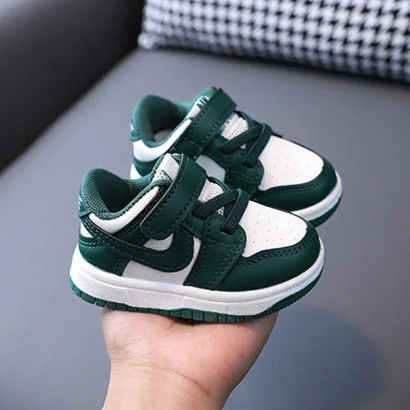 2025 Toddler & Kids White Sneakers — Fashionable Non-Slip Walking Shoes for Boys, Breathable Outdoor Casual Board Shoes