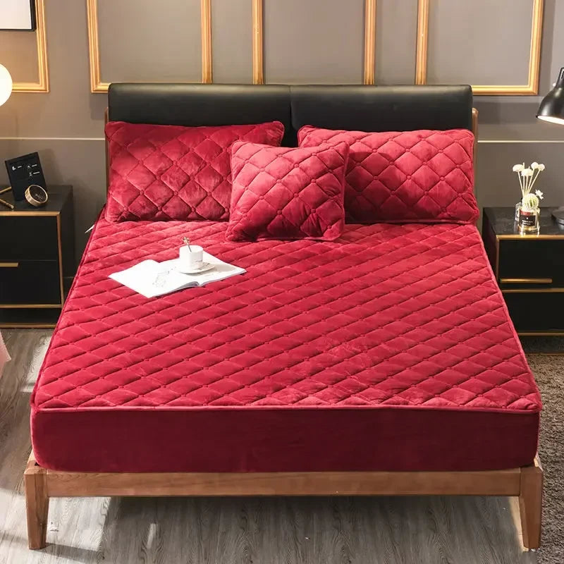 Crystal Velvet Quilted Mattress Cover - Thick Warm Plush Fitted Bed Sheet for Queen & King Size Beds, Pillowcase Not Included
