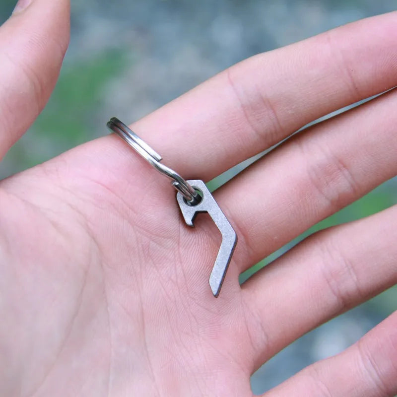 Mini EDC Bottle Opener Keyring – Lightweight Pocket Tool for Outdoor Camping, Hiking, Utility Gadget Keychain