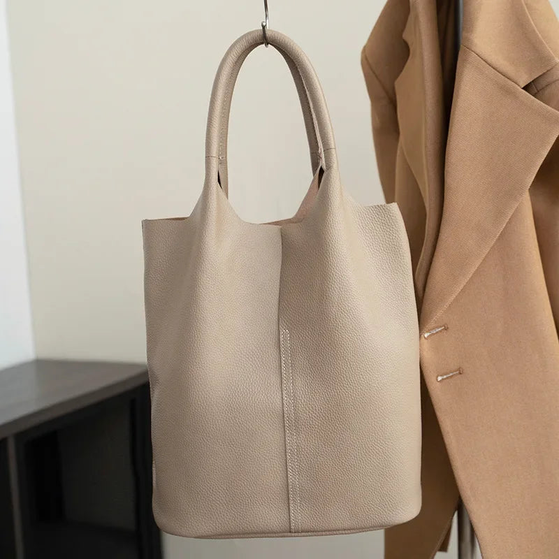 Genuine Leather Women’s Commuter Tote Bag — Soft Cowhide Shoulder Handbag, Large Capacity Bucket Bag, 2025 New