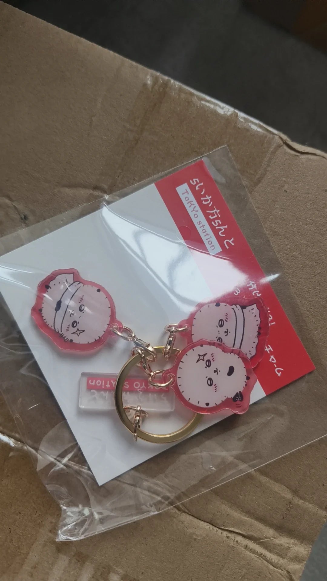 Chiikawa Hachiware USAGI Momoka Acrylic Keychain – Cute Cartoon Pendant for Bags & Gifts