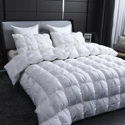White Goose Down Comforter – Thick Winter 3D Bread Blanket with Luxury Pinch Pleat for Single & Double Beds
