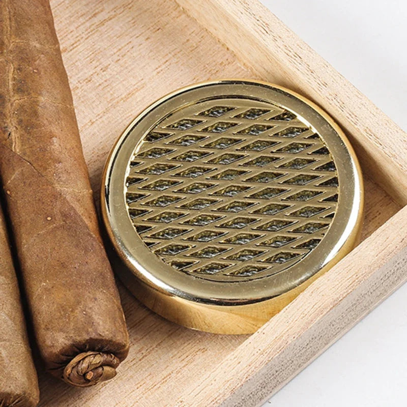 Portable Cigar Humidor: Moisture-Enhancing Tobacco Humidifier for Home and Office - Round Accessory Tool and Gift Idea