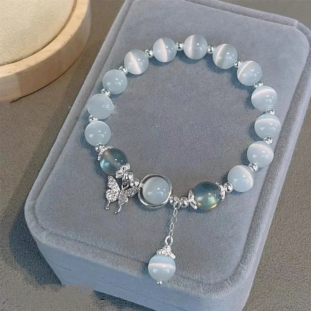 Star Chain Tassel Bracelet for Women – Fantasy Blue Crystal Beads on Elastic Rope, Perfect Gift for Best Friends