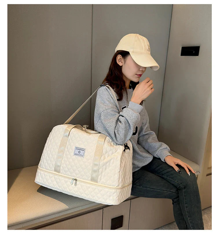 Short Trip Travel Bag – Large Capacity Waterproof Handbag with Dry & Wet Separation for Men & Women