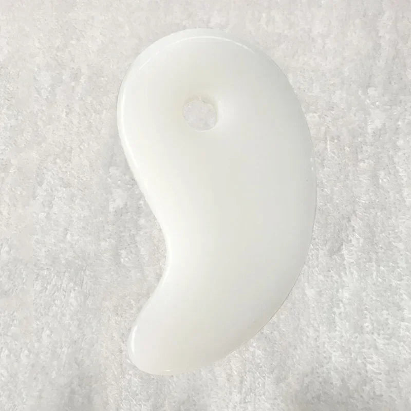 Heart Shape Beeswax Gua Sha Massage Tool – SPA Scraping Face Massager & Acupuncture Guasha Board