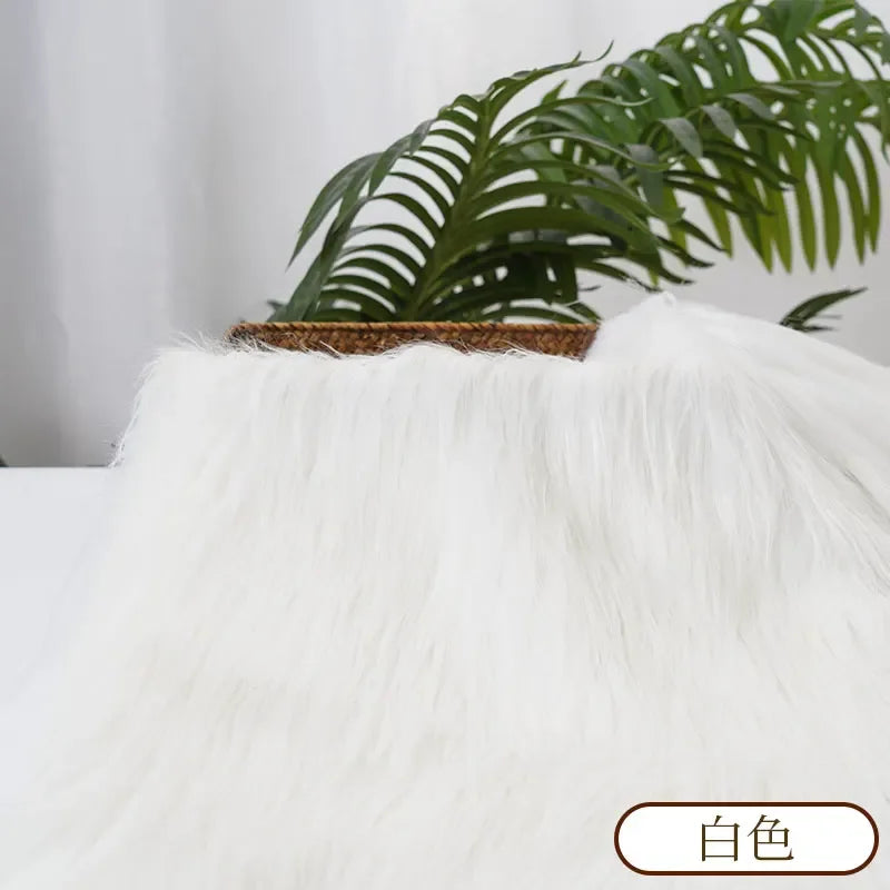 25x45cm Long Hair Faux Fur Fabric — DIY Animal Suit, Doll Hair, Beard Craft Material for Patchwork, Garment Sewing Accessories