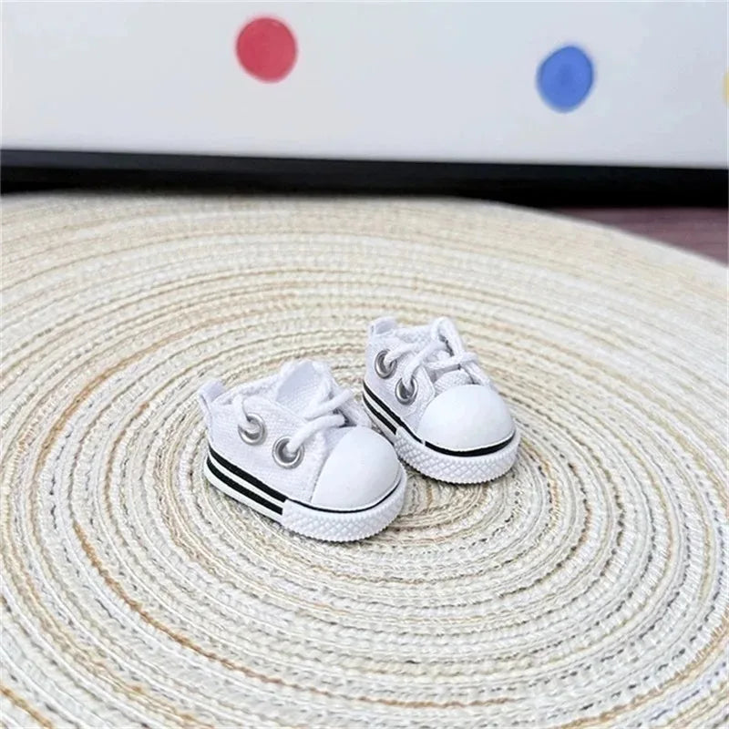 Labubu 15-17cm Doll Sports Outfit – LA Baseball & Trendy Tennis/Badminton Clothing, T-Shirt & Cargo Pants Set