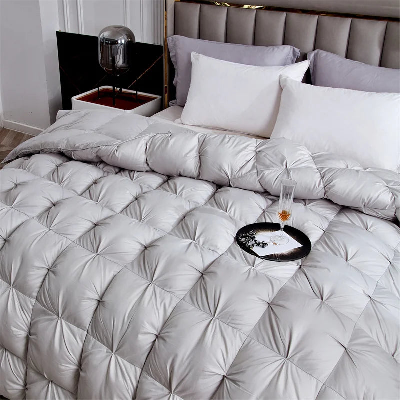 Premium White Goose Down Comforter – Winter Warm Feather Duvet, Lightweight & Cozy, Queen/King Size, Pinch Pleated 3D Design