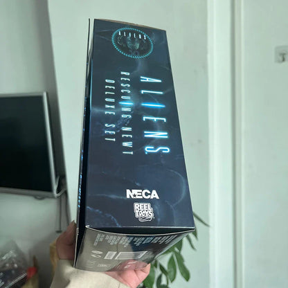 NECA Alien 2 LT Ellen Ripley & Newt Figure – Giger Xenomorph Facehugger Collectible Action Model Toy, Perfect Gift