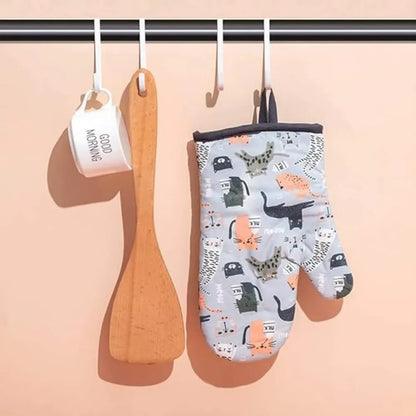 2PCS Cat Print Microwave Oven Mitts – Thickened Heat-Resistant Soft Cotton Gloves for Baking & Kitchen Use
