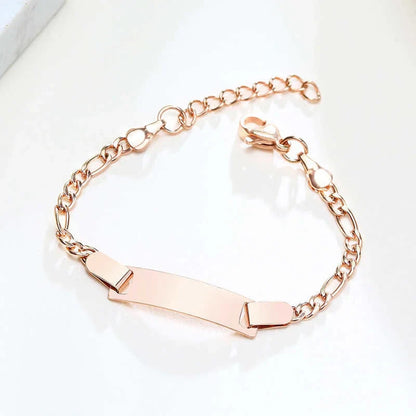 Custom Engraved Mom Bracelet – Personalized Figaro Link Bangle with Names & Birthday Date