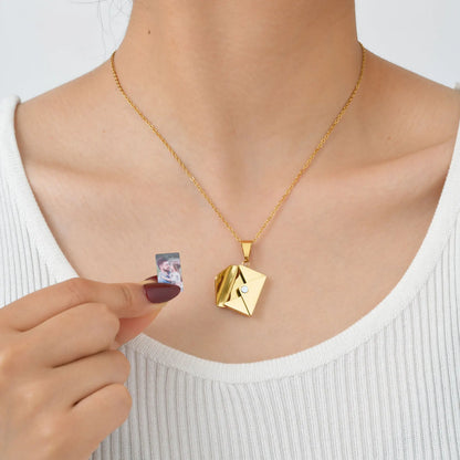 Vnox Custom Envelope Photo Necklace – Stainless Steel Personalized Pendant for Women & Girls