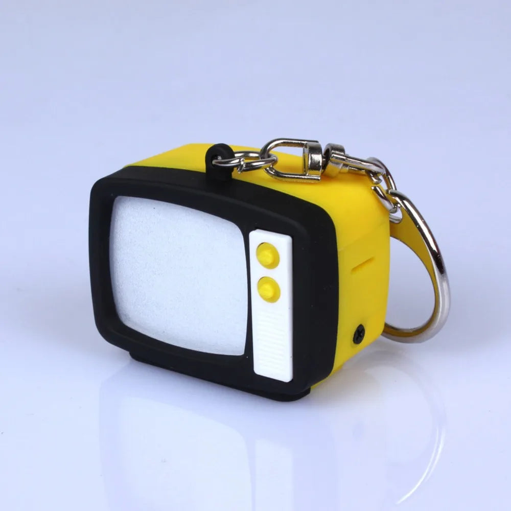 Retro TV Keychain – Miniature LED Television Pendant Toy for Kids & Home Decor