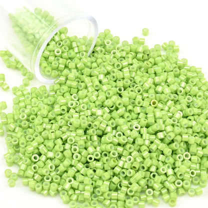11/0 Mini Glass Beads – 2000PCS Small Cylindrical Beads for DIY Jewelry Making, Necklaces & Bracelets, 10g/Pack