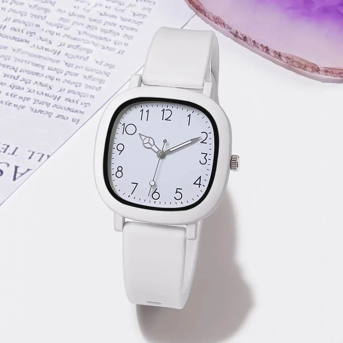 Fashion Women’s Silicone Quartz Watch – Ladies Wristwatch Gift for Christmas & Valentine’s Day