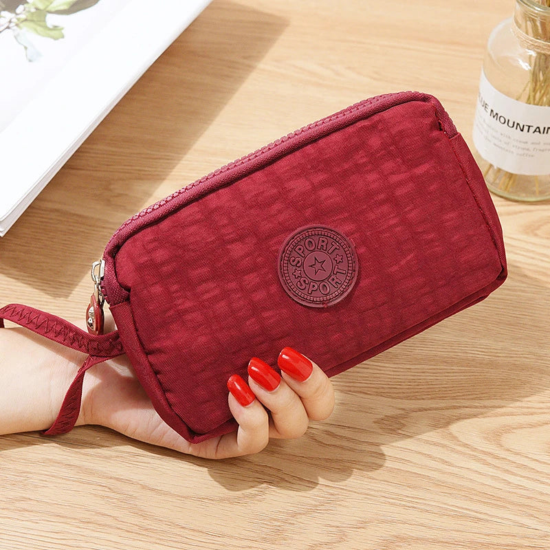 Large-Capacity Three-Zipper Wallet & Handbag – Retro Mobile Phone Bag & Portable Fashion Storage for Women & Students
