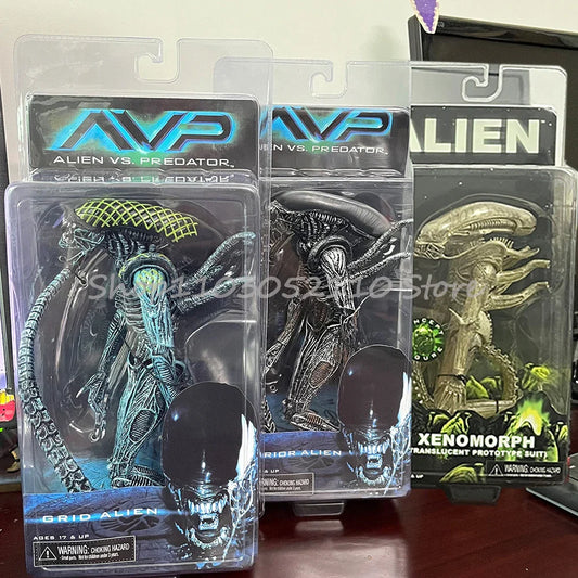 NECA Grid Warrior Xenomorph Action Figure – Alien vs Predator Collectible Toy Gift