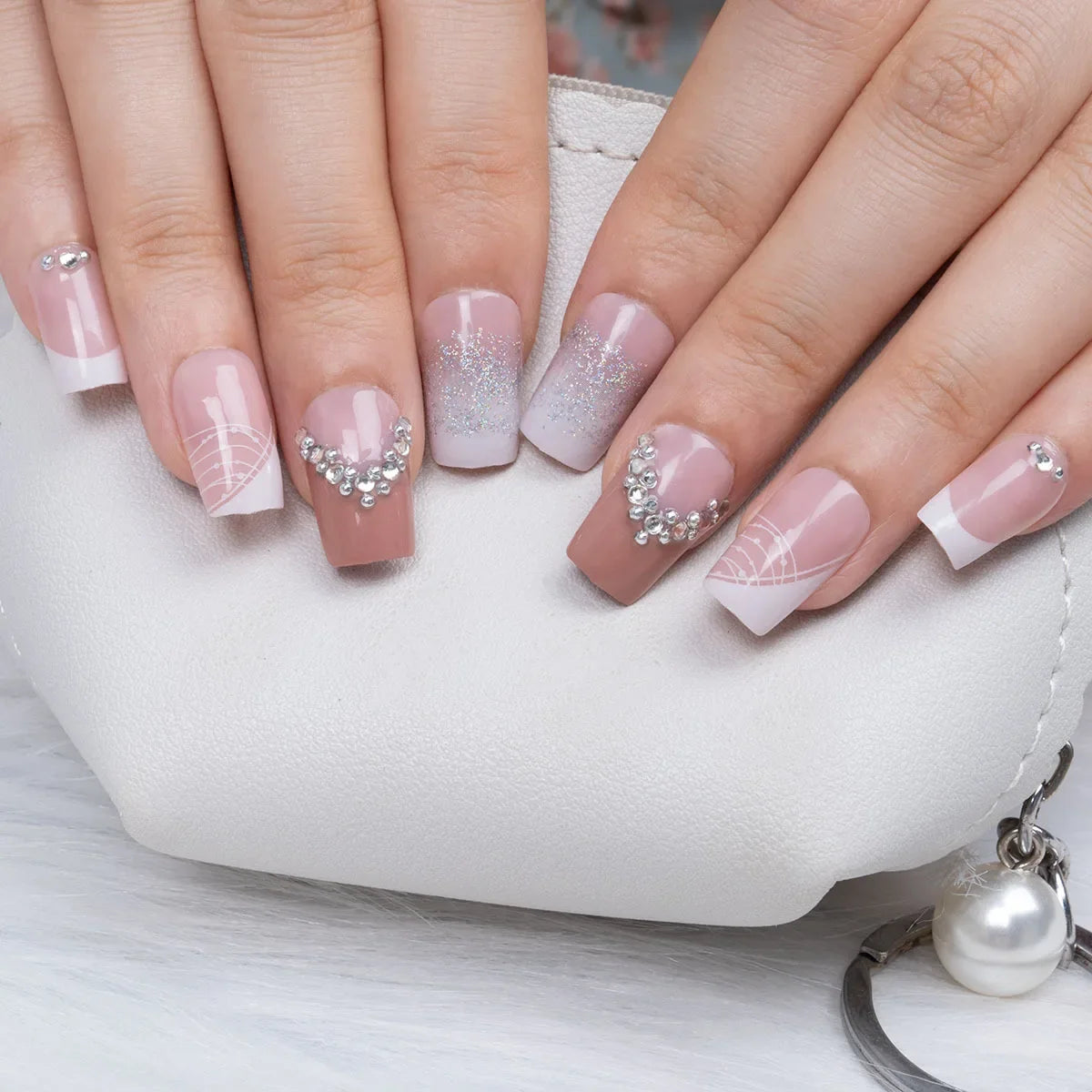 24PCS Short Press On Nails - Shimmer Ballet French Full Cover Artificial Nail Tips for Daily Manicure Style