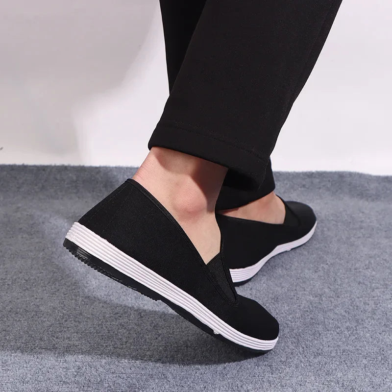 Men’s Old Cloth Slip-On Shoes – Breathable Black Canvas Casual & Driving Work Shoes