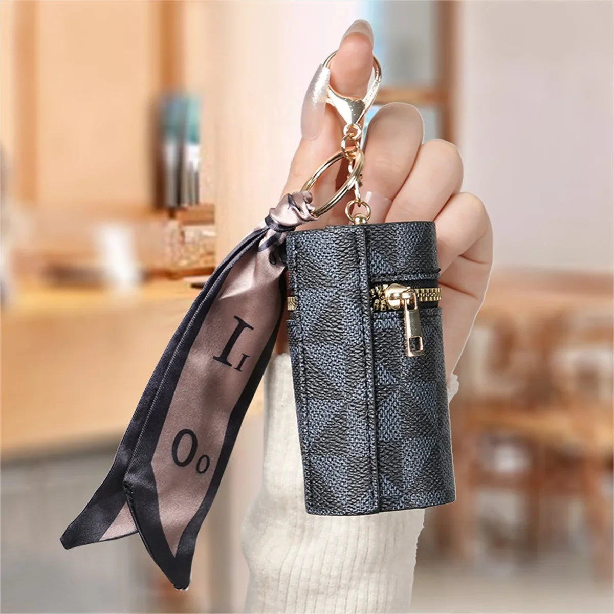Plaid Mini Coin Purse - Compact Keychain Pendant Bag for Coins, Earbuds & Small Essentials
