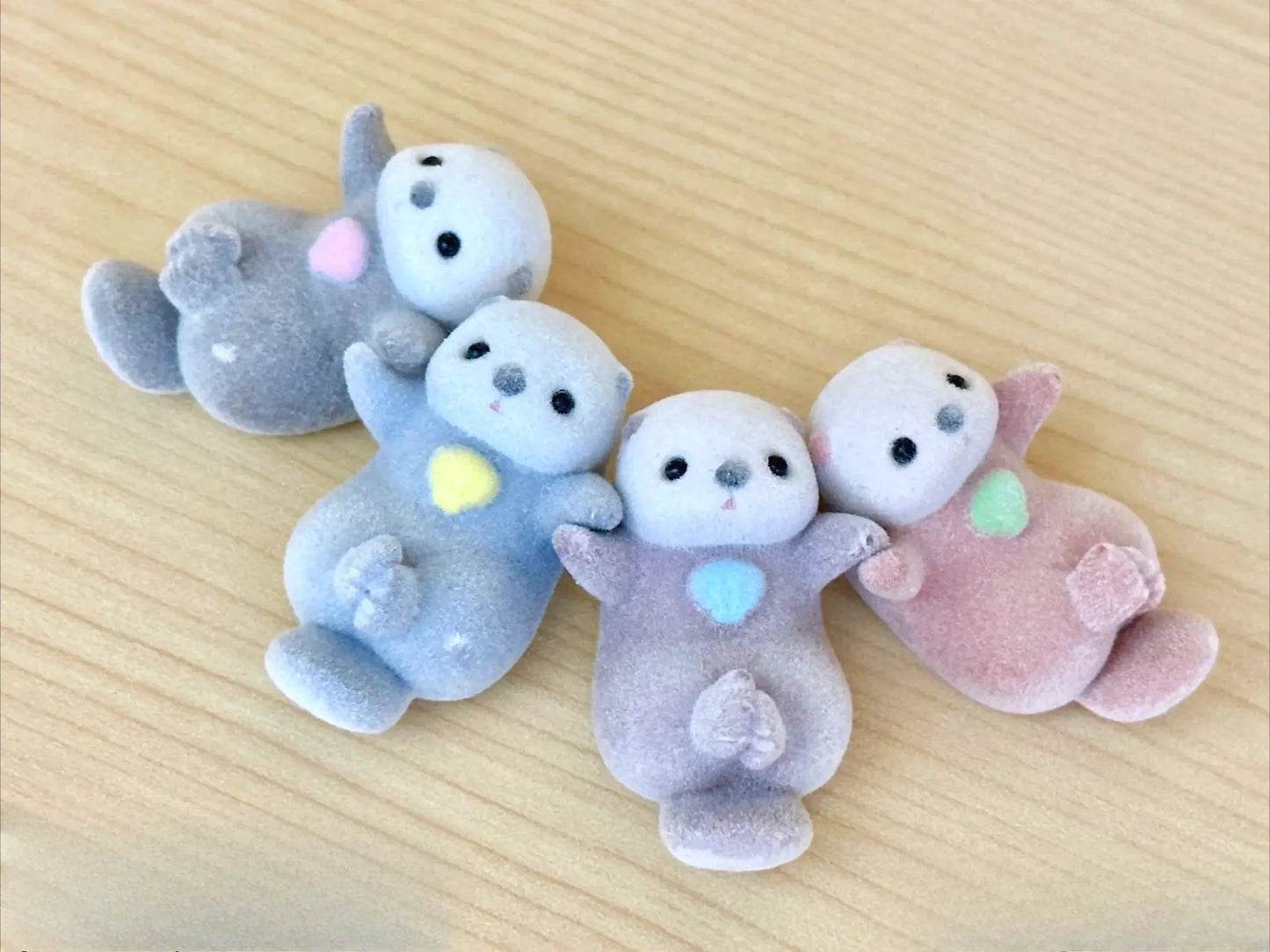 Yell World Shell Capsule Toy | Kawaii Fluffy Sea Otter Gasha Ornament Figure