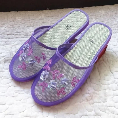 Women’s Sequin Mesh Indoor Slippers – Summer Hollow Flat Beach Flip Flops with Creative Flower Design