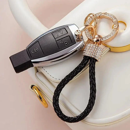 Handcrafted Braided Rope Keychain – Sparkling Rhinestone Car Key Ring, Stylish Monochrome Fashion Accessory