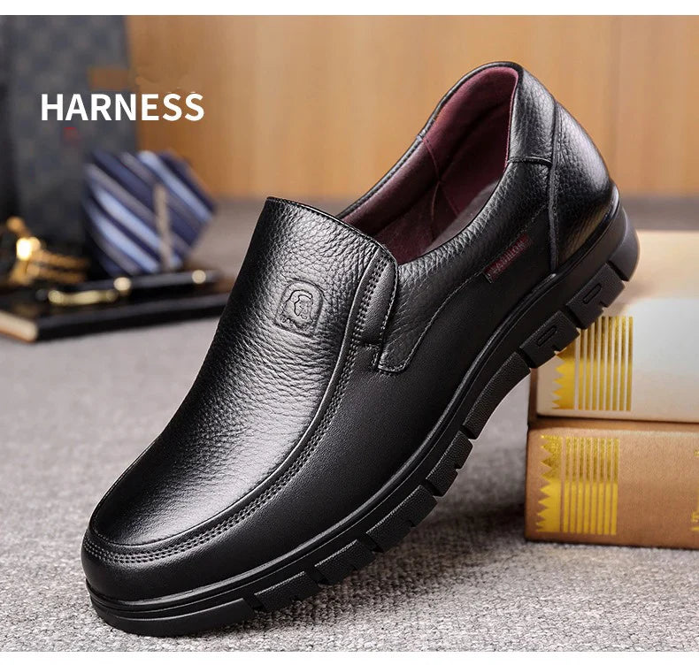 Genuine Leather Casual Shoes for Men – Flat Platform Walking Loafers, Breathable Handmade Outdoor Sneakers