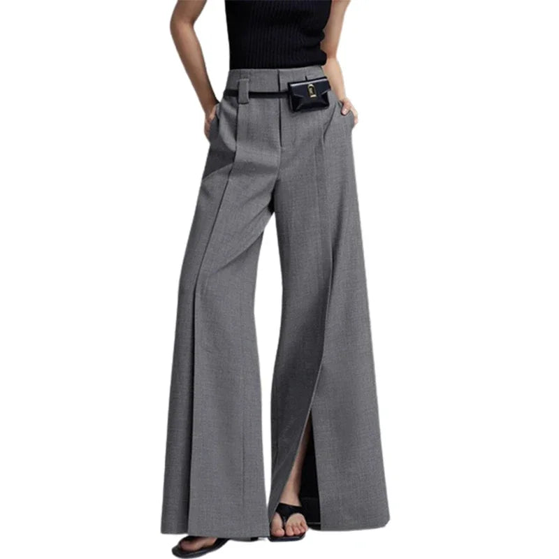Yeezzi Urban 2024 Women's Suit Pants - Fashionable High-Waisted, Pleated, Split-Front Trousers in Black & White