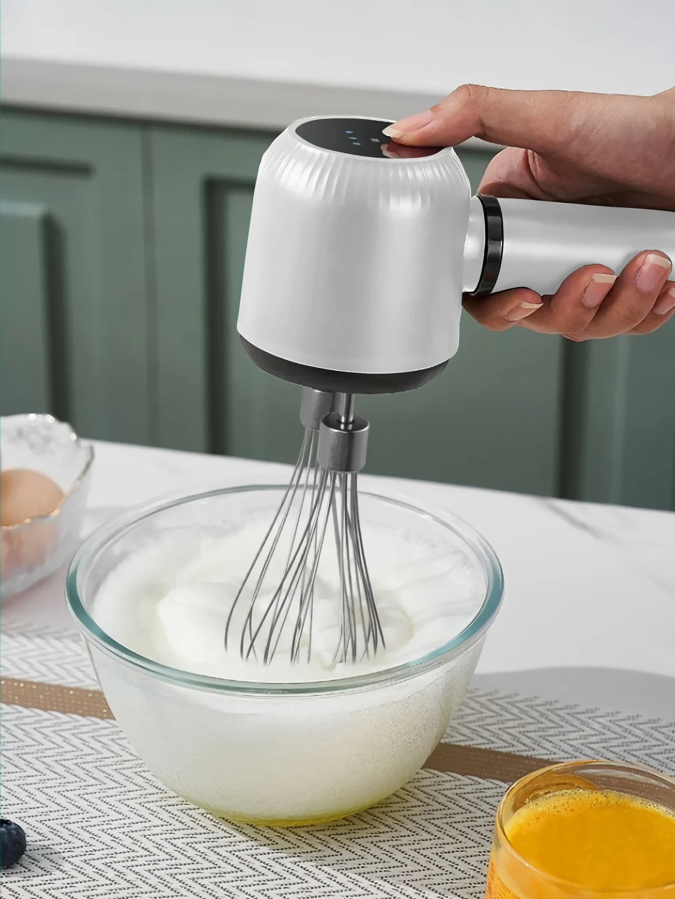 USB Rechargeable Electric Hand Blender — Wireless Portable 3-Speed Hand Whisk with 2 Attachments for Baking, Milk & Cream