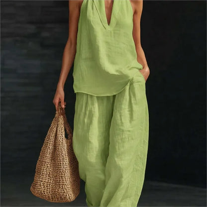 Women’s 2-Piece Summer Outfit – Halter Neck V-Neck Sleeveless Top & Loose Trousers Casual Matching Set