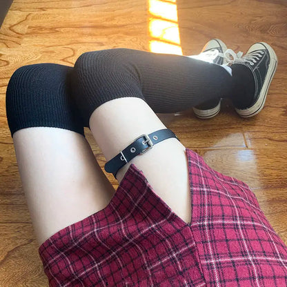 Sexy Elastic Heart Harness Garter Belt – Fashion Goth Bondage Leather Thigh Lingerie for Stockings