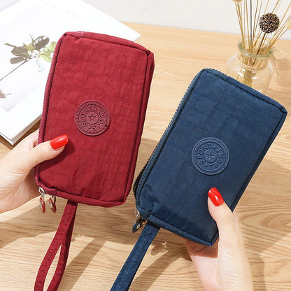 Large-Capacity Three-Zipper Wallet & Handbag – Retro Mobile Phone Bag & Portable Fashion Storage for Women & Students
