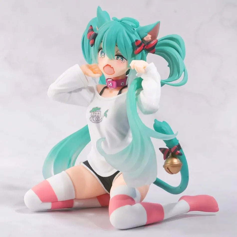 11cm Hatsune Miku Desktop Action Figure – Cute Neko T-Shirt Anime Figurine, Kawaii Girl Model Toy Gift