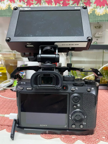 Minifocus Monitor Holder Cold Shoe Mount for Camera, 180° Tilt Adjustable Bracket for Field Monitors, Microphone, Hot Shoe