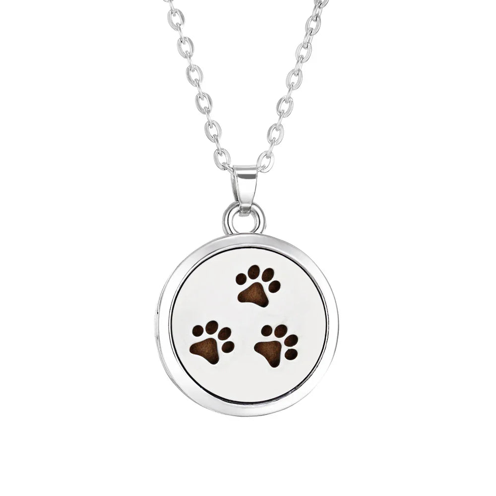 Tree of Life Aromatherapy Necklace – Stainless Steel Essential Oil Diffuser Locket Pendant